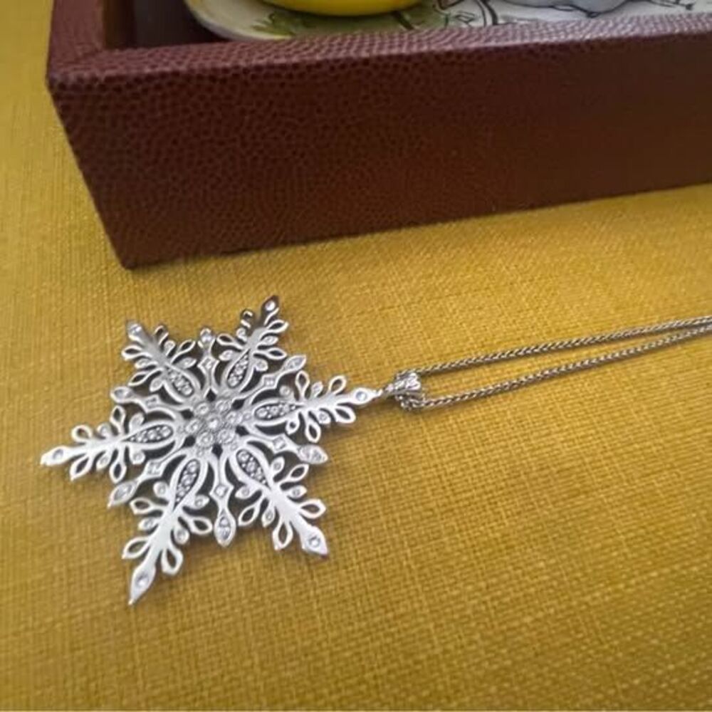 Brighton 2015 winter Christmas rare Snowflake Pendant Necklace